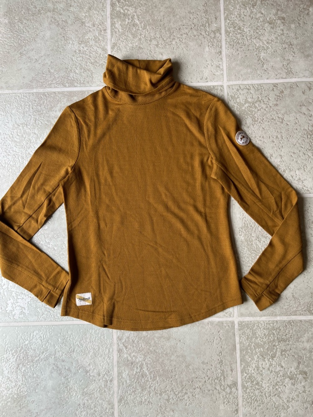 TRACKSMITH Fells Turtleneck - Picture 8 of 8